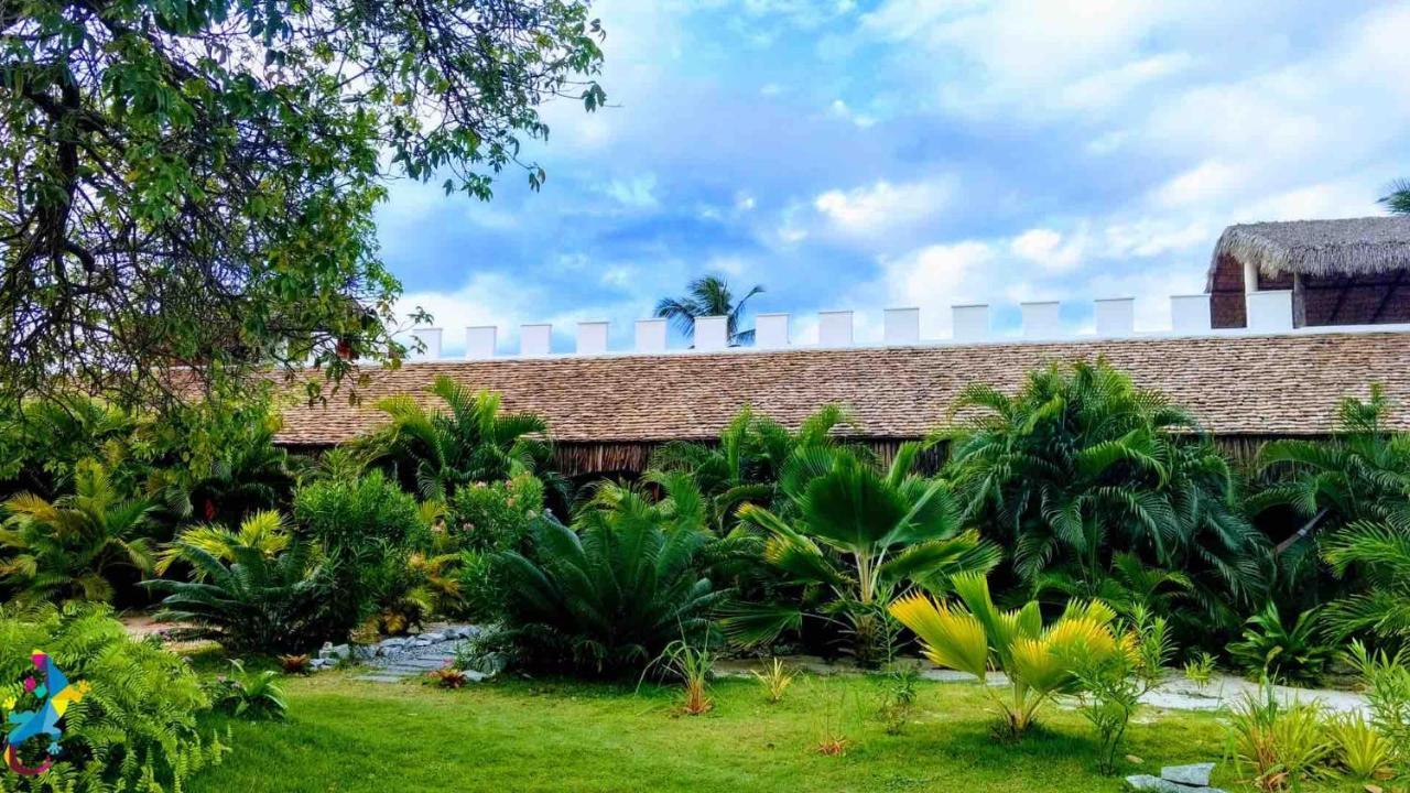 Castelo Vendom Ecolodge Parajuru Exterior photo